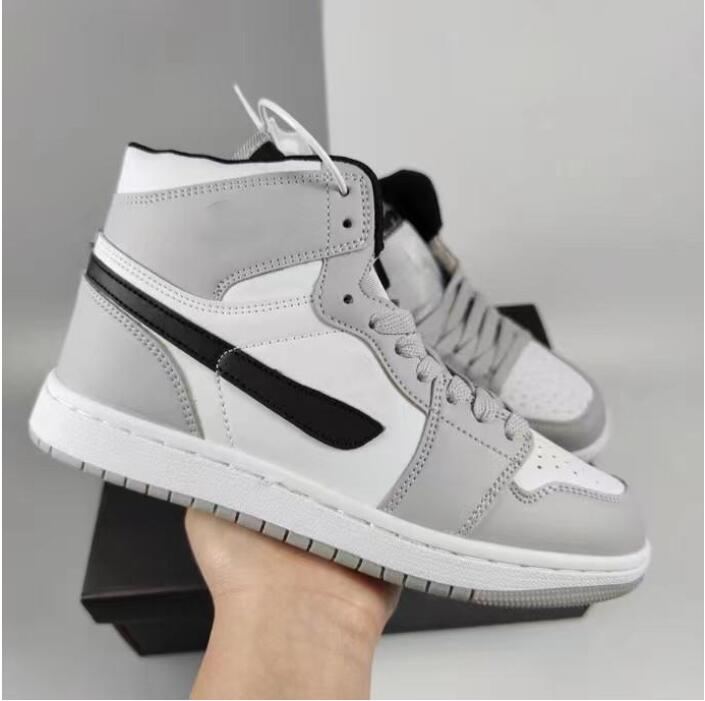 

Designer Mens Basketball Shoes Sneakers Fashion Brand Men Women 1s High Top Lace-Up Leather Casual Comfortable Sneakers Trainers 36-44 a2