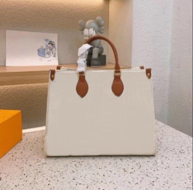 

Woman Onthego Totes Handbag Embossing Large Capacity fashion luxury Femme Designers Shoulder Bags Handle Lady Shopping Bag, Black