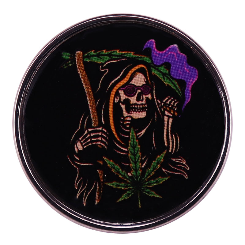 

horror killer Cute Anime Movies Games Hard Enamel Pins Collect Metal Cartoon Brooch Backpack Hat Bag Collar Lapel Badges, As picture