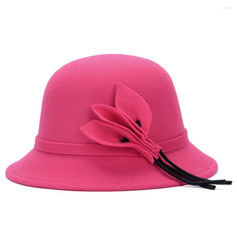 

Berets European And American British Style Ladies Top Hat Autumn Winter Warmth Imitation Wool Felt Fashion Leaf Flower, Black
