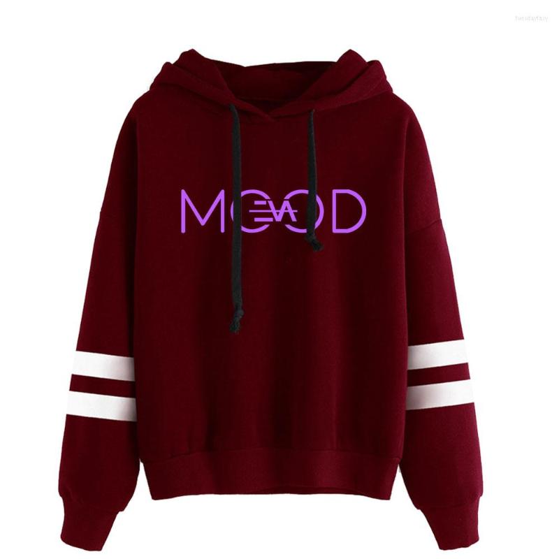 

Men's Hoodies Eva Queen Men Women Pocketless Long Sleeve Sweatshirt Harajuku Street Wear Fashion Clothes Outwear, White