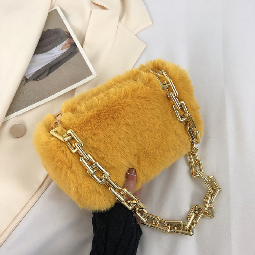 

Luxury high quality designer hair bag new fashion network celebrity metal chain single shoulder bag fresh sweet plush armpit small square bag 2023 AS10, Black