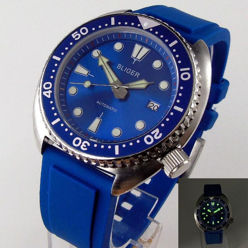 

Wristwatches Blue Self Winding Men Watch Green Luminous 24 Jewels NH35A Screwdown Crown Rubber Band Unidirectional Bezel Date, Bliger logo