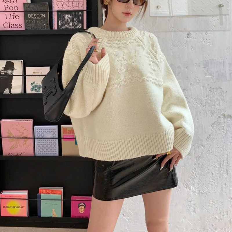 

Women' Jacket Sweater Coat Cell 22FW Celebrity 22ss Handmade Three Dimensional Hook Flower Pullover Elegant Wool Long Sleeve Knitwear Wome, Milk-white