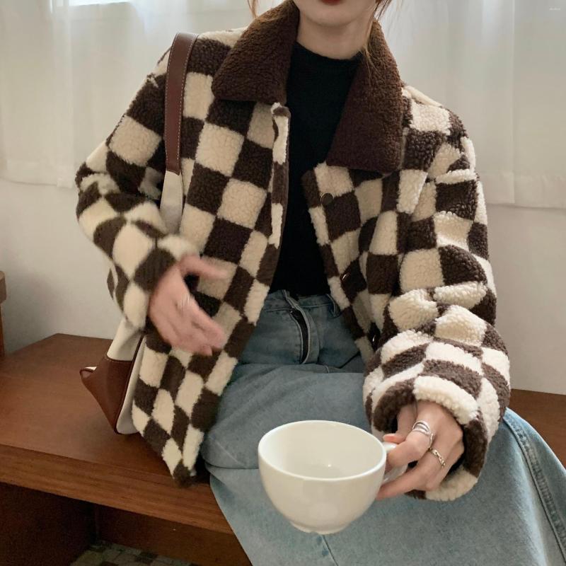 

Women's Down 2022thickened Warm Checkerboard Printed Coat Autumn Winter Hong Kong Loose Lamb Wool Top Wear, Black