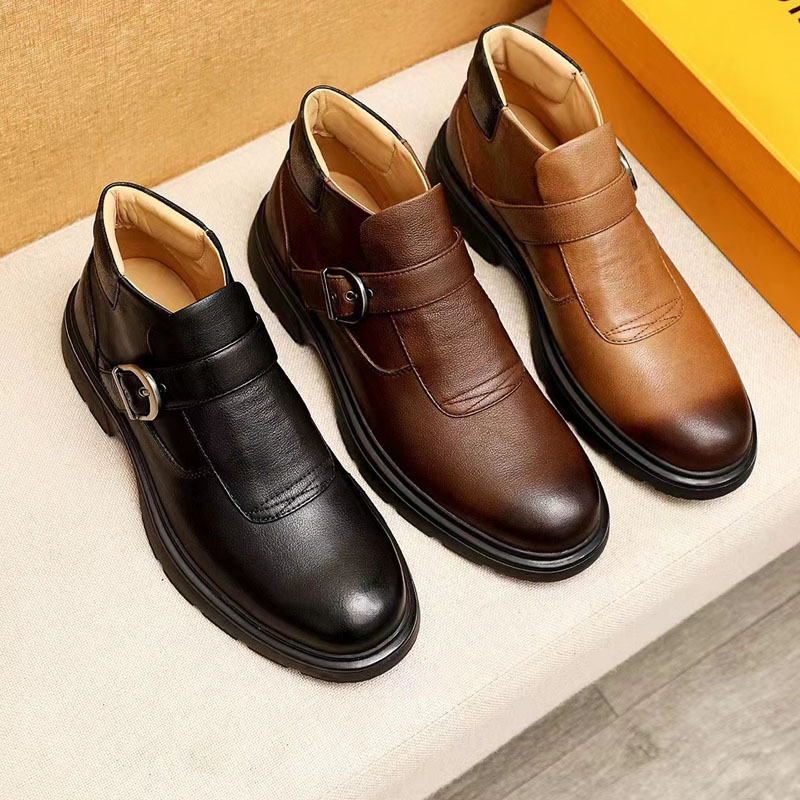 

202022 designer Luxury British High upper Martin boots men fashion winter 100% leather cold protection business shoes metal buckle thick bottom comfortable boots
