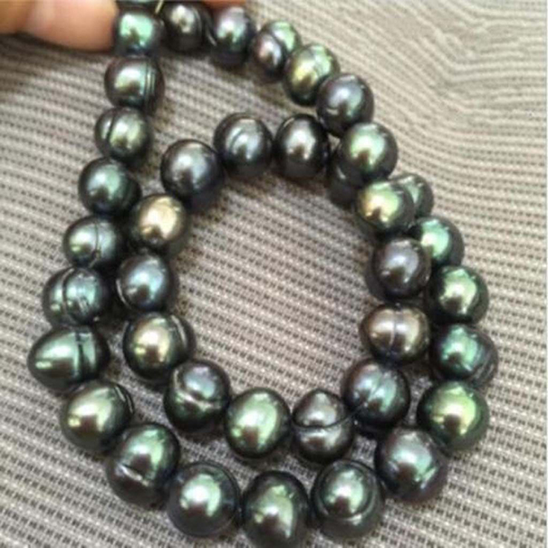 

Charming Fashion 9-10mm Black green Pearl Necklace 18inch AAA