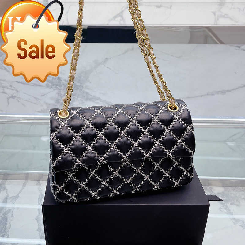 

Luxury Designer Single Shoulder Bags 2023 Women's Classic Texture Gold Metal Chain Crossbody Bag Fashion Brand Envelope Bag Factory Direct Sales, Black