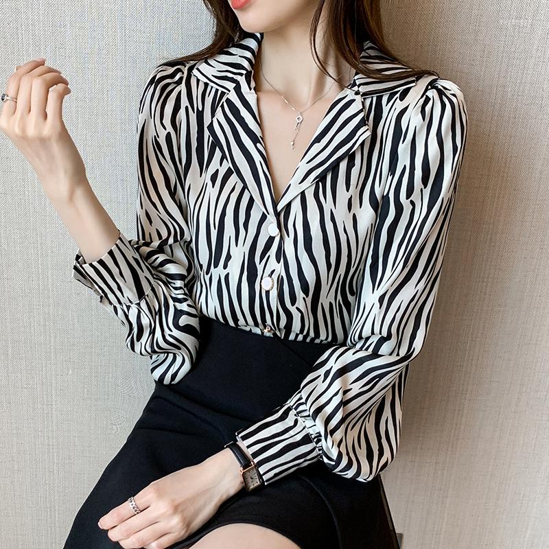 

Women' Blouses Autumn Women Print Shirts Elegant Casual Vintage HK Style Zebra Notched Collar Long Sleeve All-match Office Tops Lady, Photo color