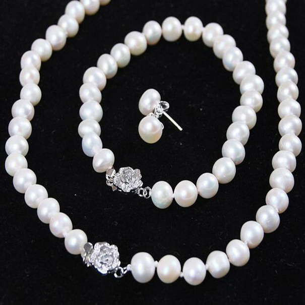 

8-9mm White Freshwater Cultured Pearl Necklace Bracelet Earrings Jewelry Set