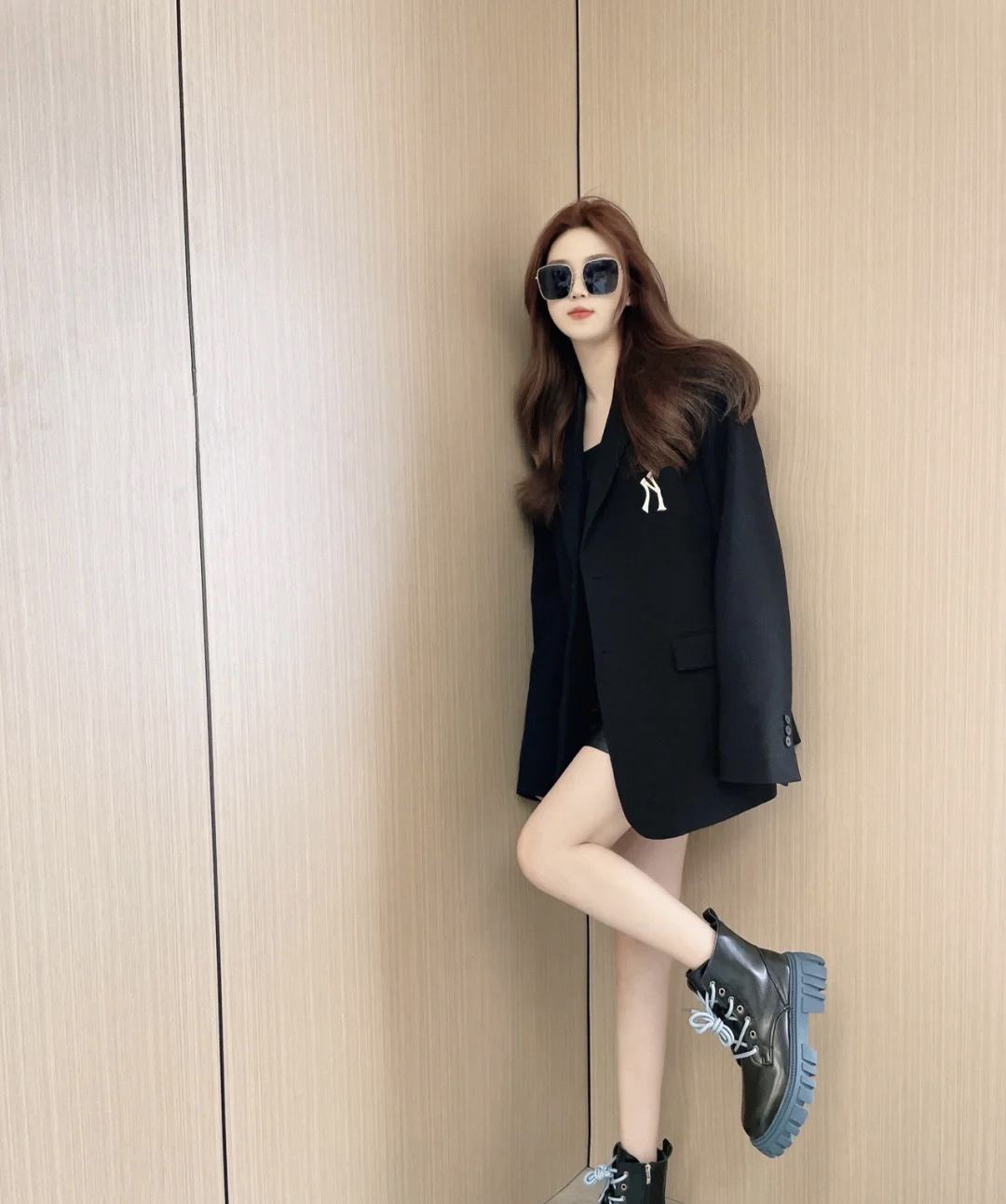 

2023women's coat leisure suit style single row with corset famous designer ladies slim fashion leisure high-end pocket warm M-XxL, Silver