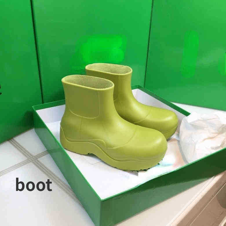 

Designers Knight Boots Sponge Cake Martin Motorcycle Brand Women's Snow Boots Winter Woodland Christmas Warm Women Sports Outdoor Casual Shoes 221130