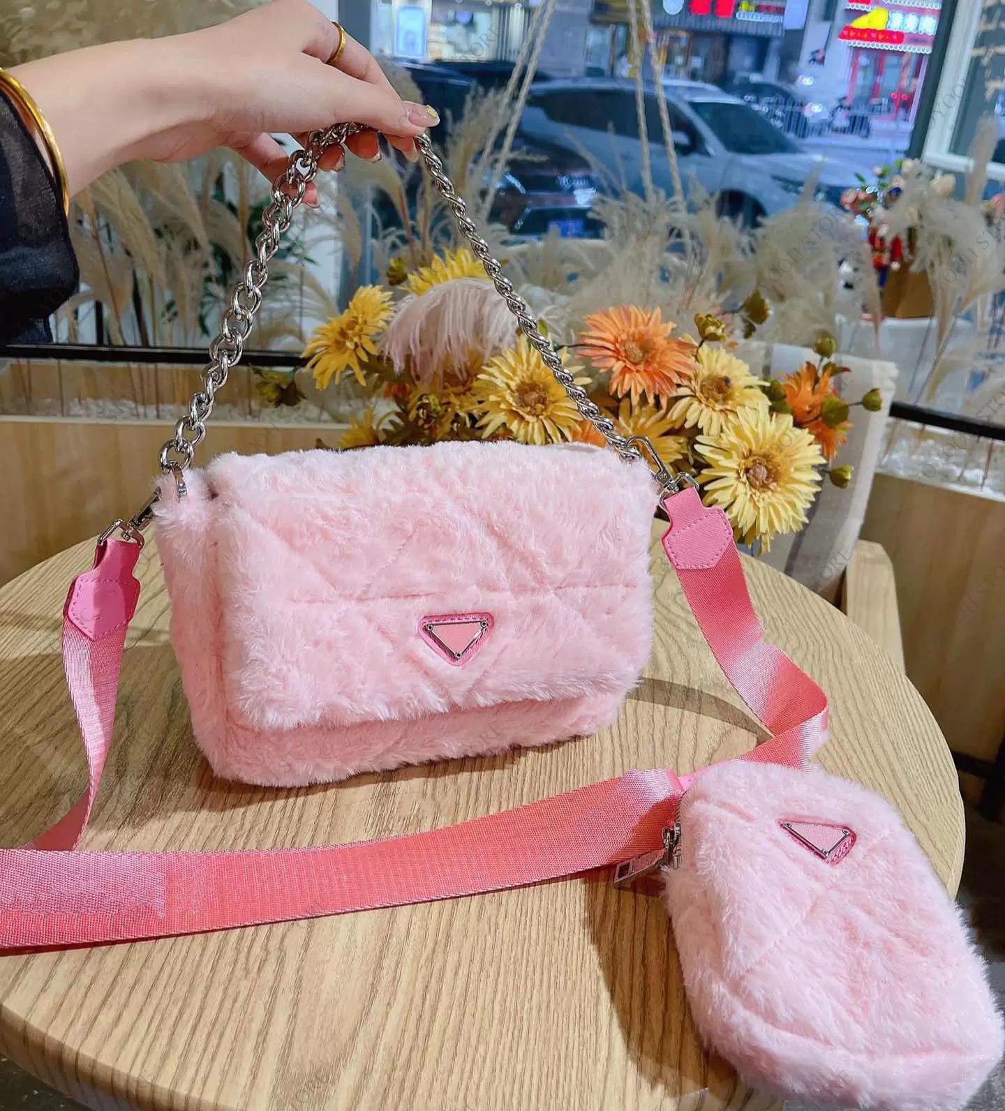 

CC Luxury straddle bag designer handbag fashion matching plush material two in one women's shoulder bags highquality cross body with box, Extra freight