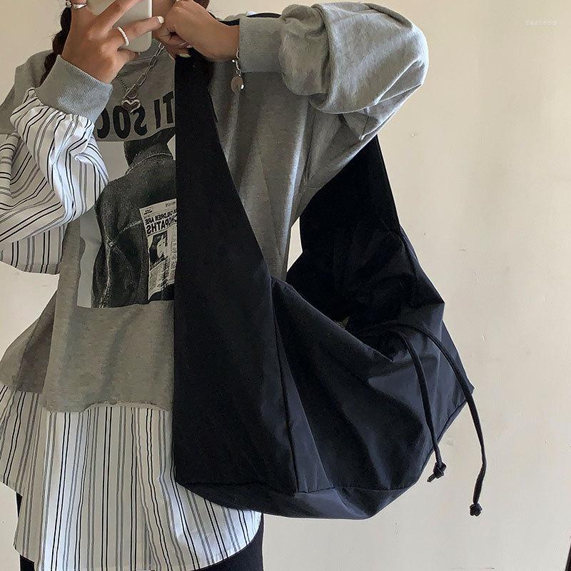 

Evening Bags 2022 Women Nylon Bucket Fashion Solid Zipper Soft Shoulder Bag Purses And Handbags Black Tote
