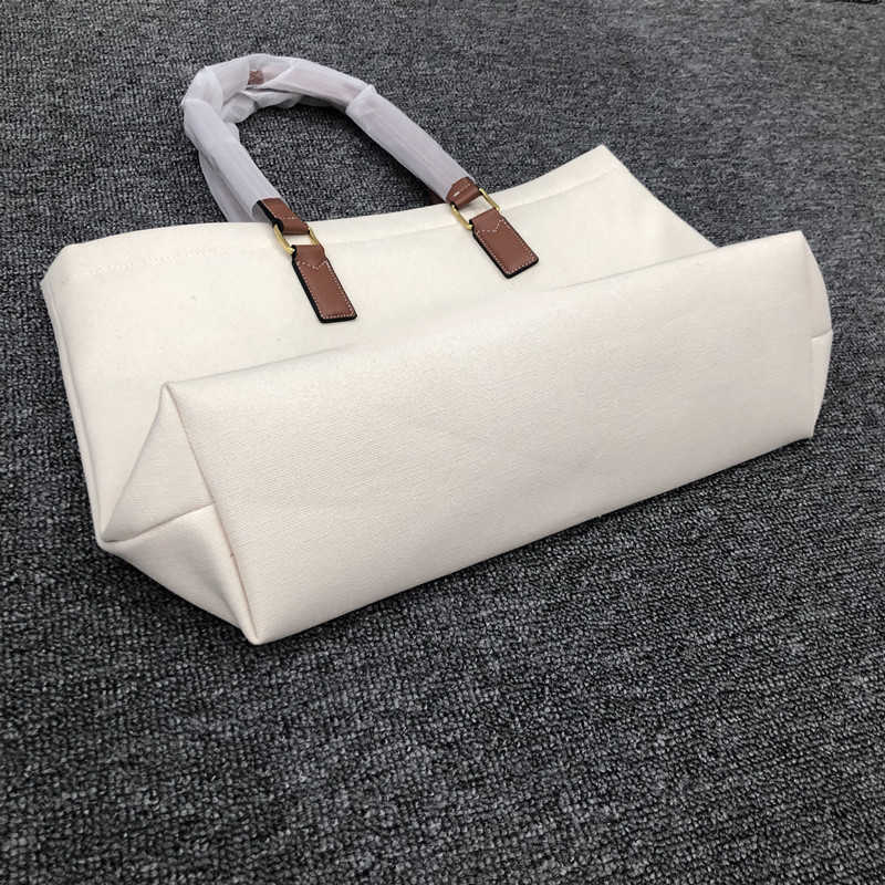 

Shoulder Bags Niche bag 2022 new triumphal arch canvas tote large capacity women's one shoulder versatile hand, Plain weave