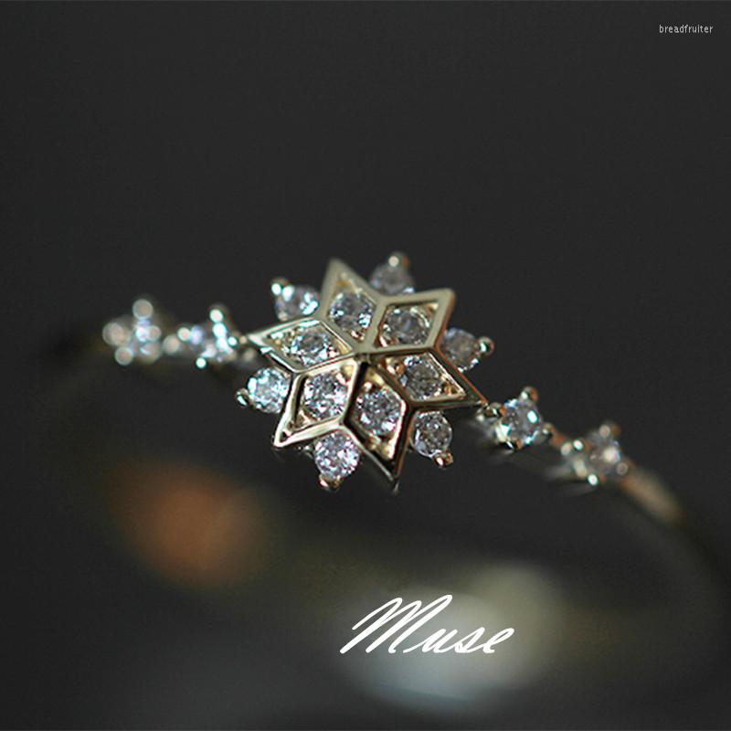 

Cluster Rings Cute Female Flower Snowflake Ring 925 Sterling Silver Gold Zircon Stone Boho Promise Love Engagement For Women