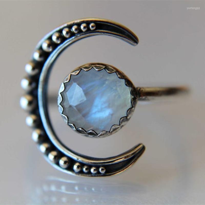

Cluster Rings Fashion Silver Color Crescent Moon Ring For Women Moonstone Crystals Engagement Party Female Anel Jewelry Wholesale