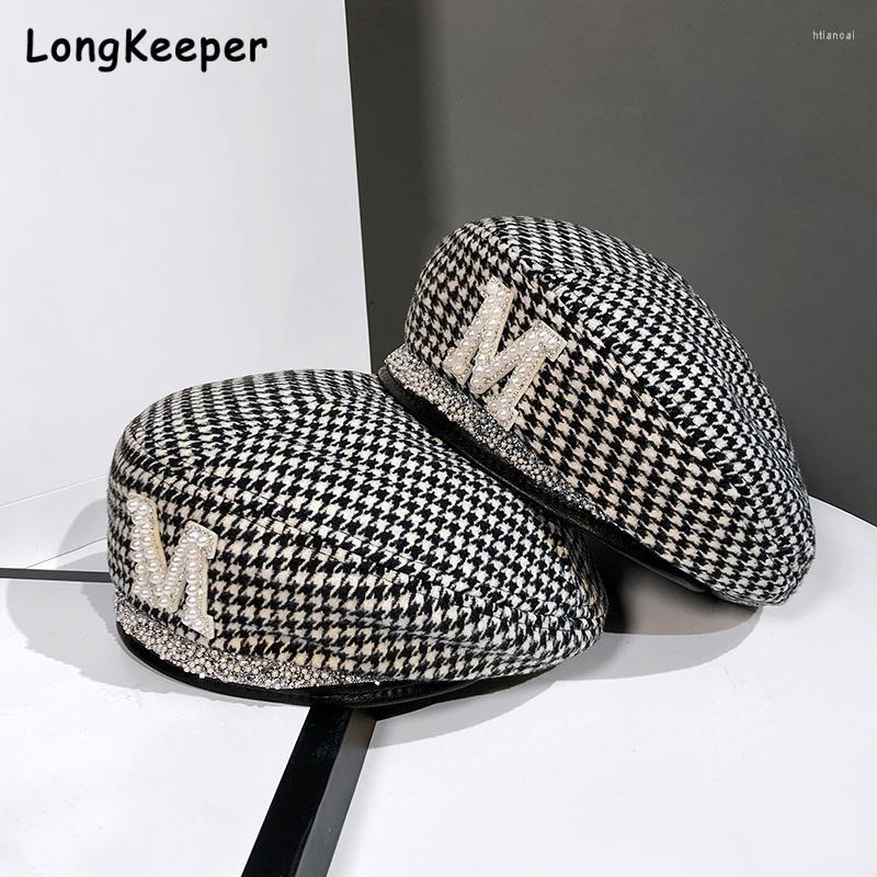

Berets 2022 Houndstooth Beret For Women Retro Knitted Fashion Plaid Flat Caps Ladies Winter Warm Hat Mushroom Hats Wholesale