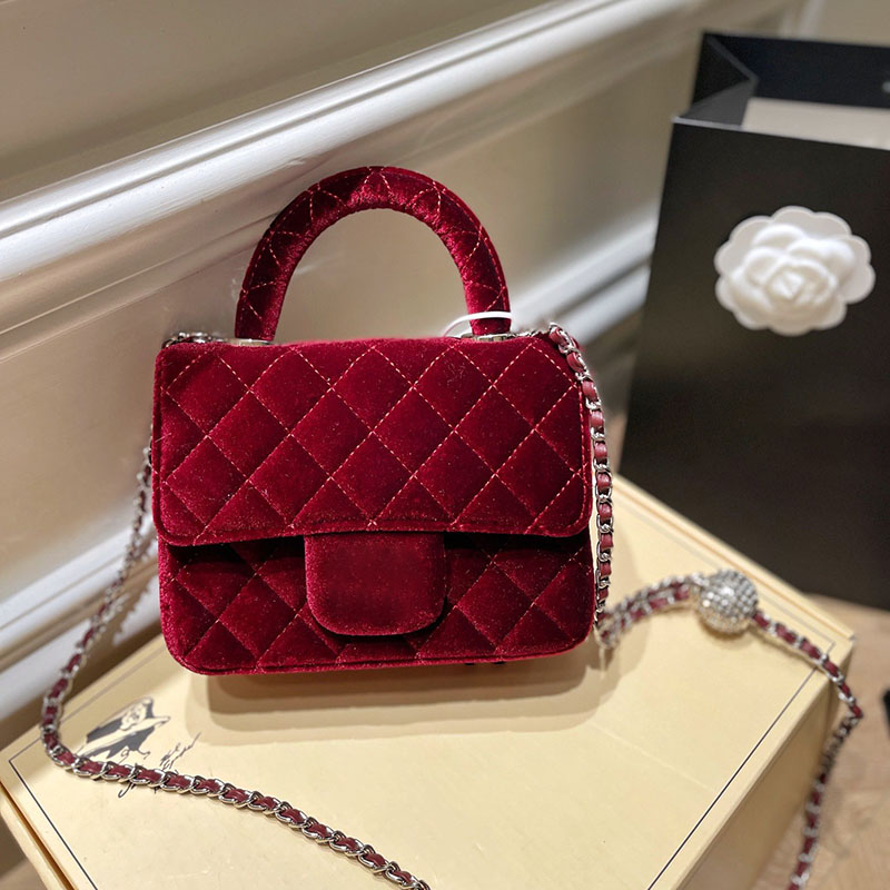 

CC Bags Luxury Brand Shoulder Bags Velour Women Portable Classic Flap Shoulder Bag Trend Mini Handbag Card Holder Crossbody Clutch Dinner Bi, Red