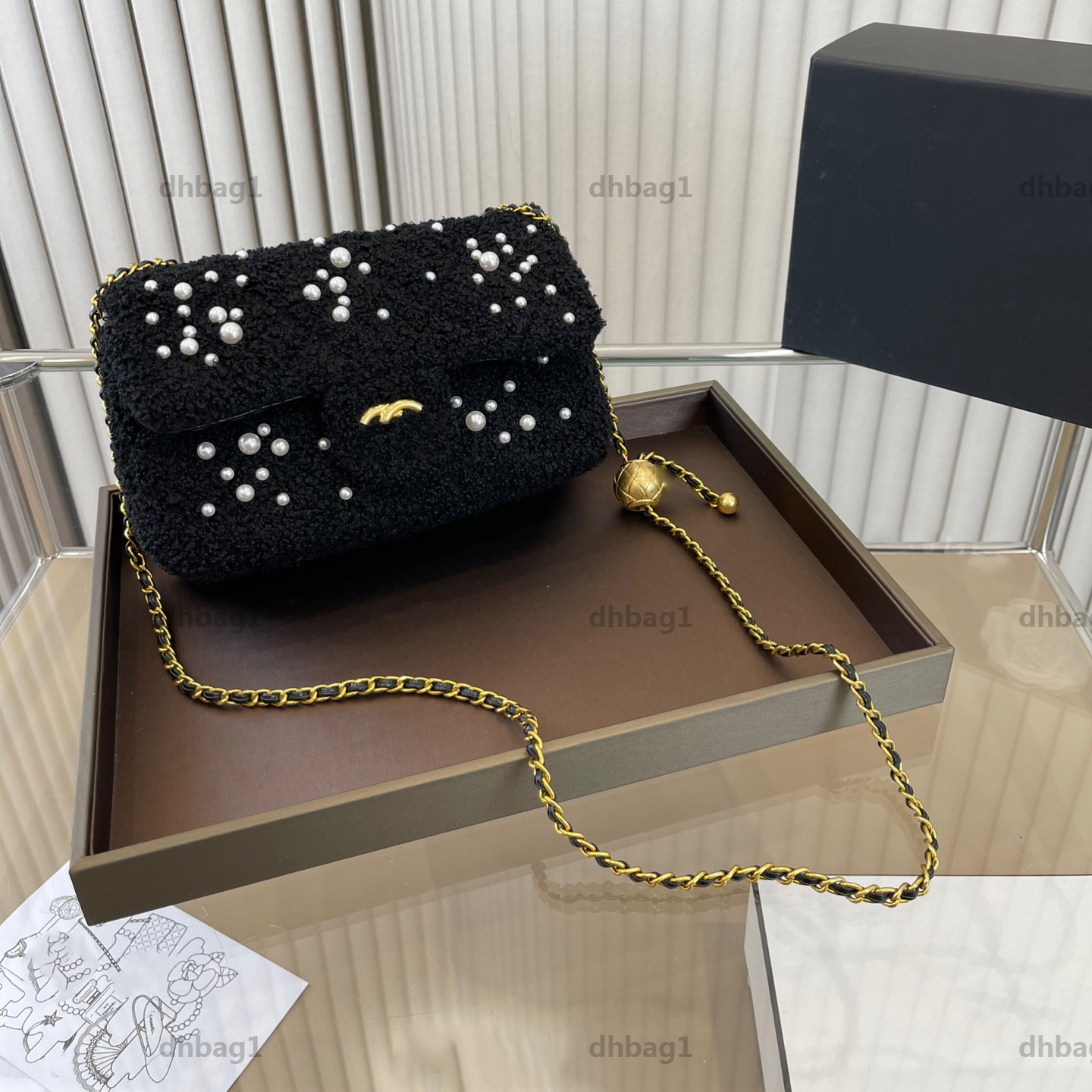 

2022 Fall Winter Pearl Gold Ball Chain Bag Designer Womens Lamb Wool Luxury Atmospheric Metal Single Shoulder Crossbody Handbag Wallet Purse Coin Tote Bags 23cm, Black