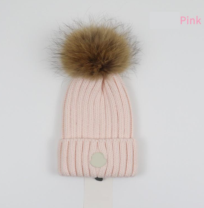 

High Quality Designer Fur Ball Hat Knitted Hats Autumn and Winter Warm cap Flanging Sleeve Caps Women, Red