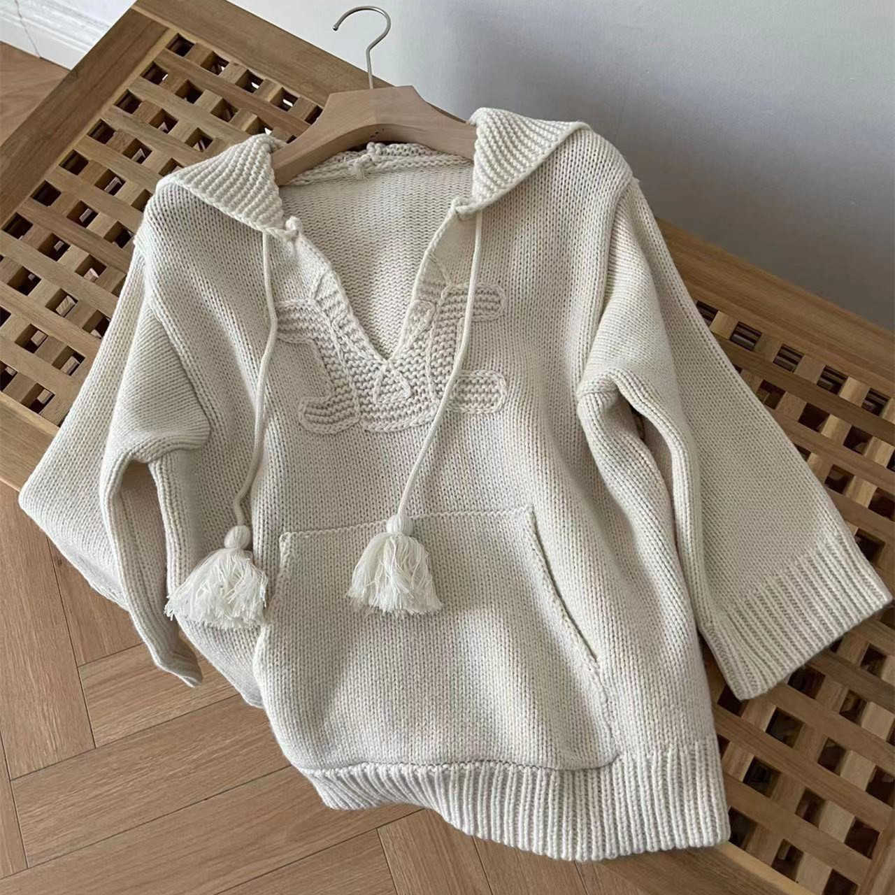 

Women' Jacket Sweater Coat Cell 22FW Celebrity 2022 Autumn Fashionable V-neck Knitting Hooded Pullover Loose Elegant Classic Fashio PQVH, White