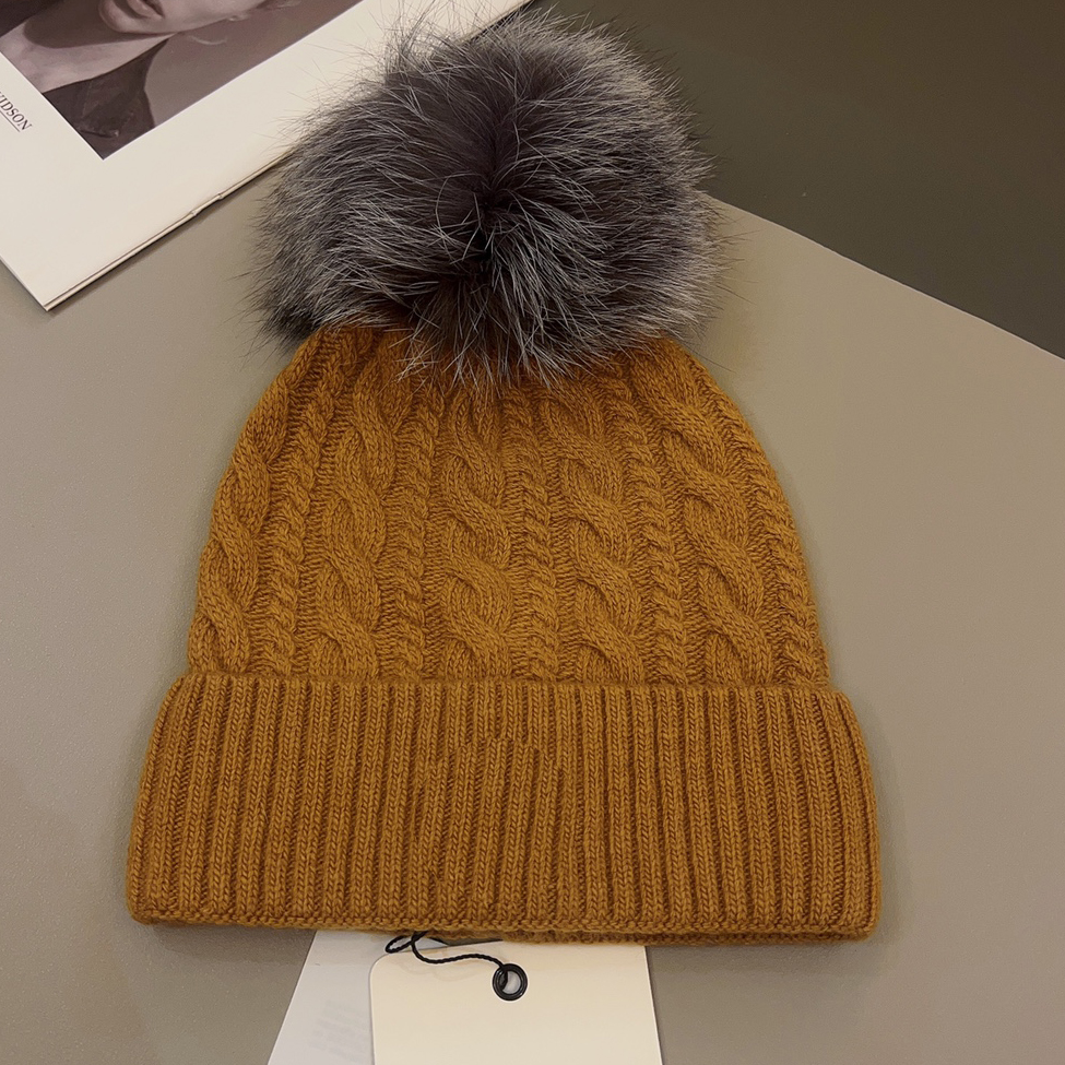 

Wool Beanie Hat with Fur Pom Pom Skull Cap Winter Warm Women Ski Hats Gifts, Red