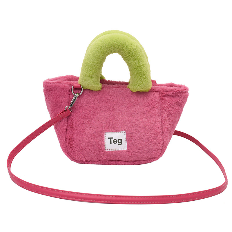

New luxury designer brand autumn/winter fluffy bag female trend color contrast small portable Tote bag South Korean fashion cross body plush bag 2023 Y10012, Freight charges