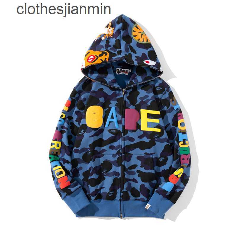 

Popular Logo Fashion Men's Hoodie Shop Wholesale and Ret Chaopai Co Branded Ape Human Head Shark Print Hooded Cardigan Sweater Coat, Green