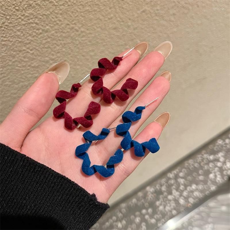 

Hoop Earrings 2022 Korean Fashion Fried Dough Twist Circle Geometric Round Big For Women Girl Wedding Party Jewelry