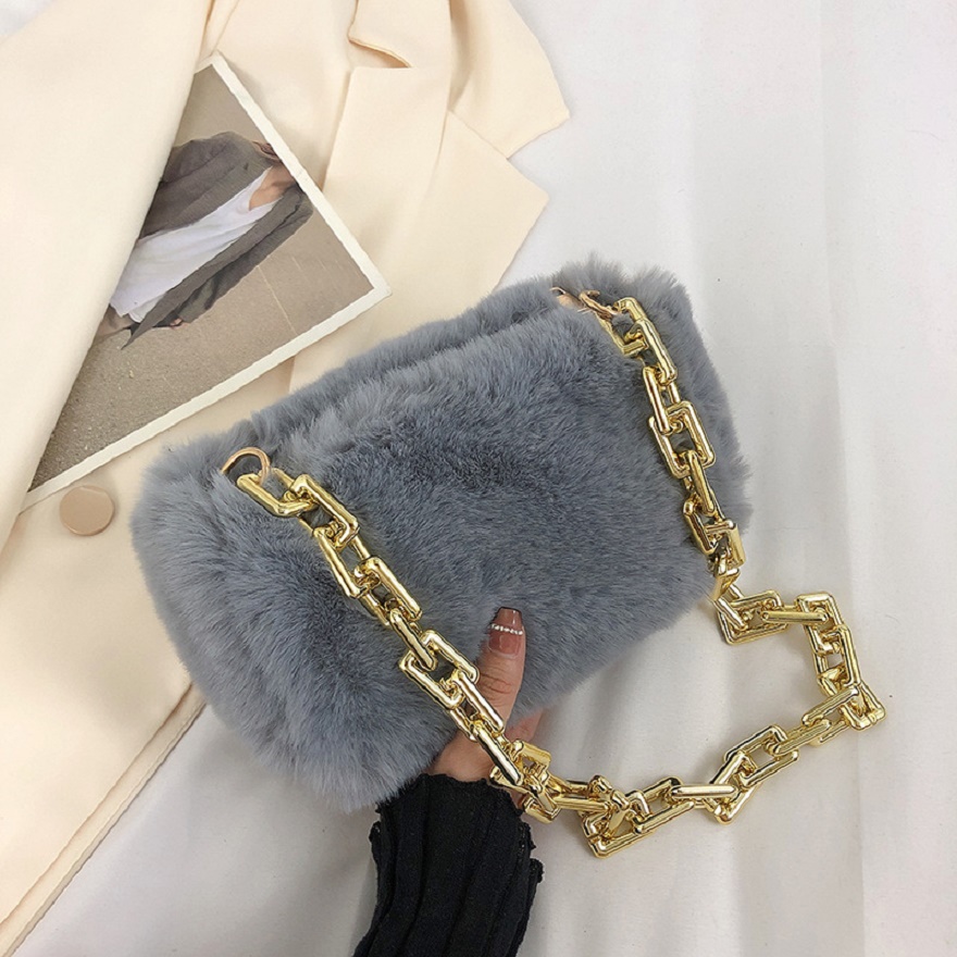 

Luxury high quality designer hair bag new fashion network celebrity metal chain single shoulder bag fresh sweet plush armpit small square bag 2023 AS12, Black