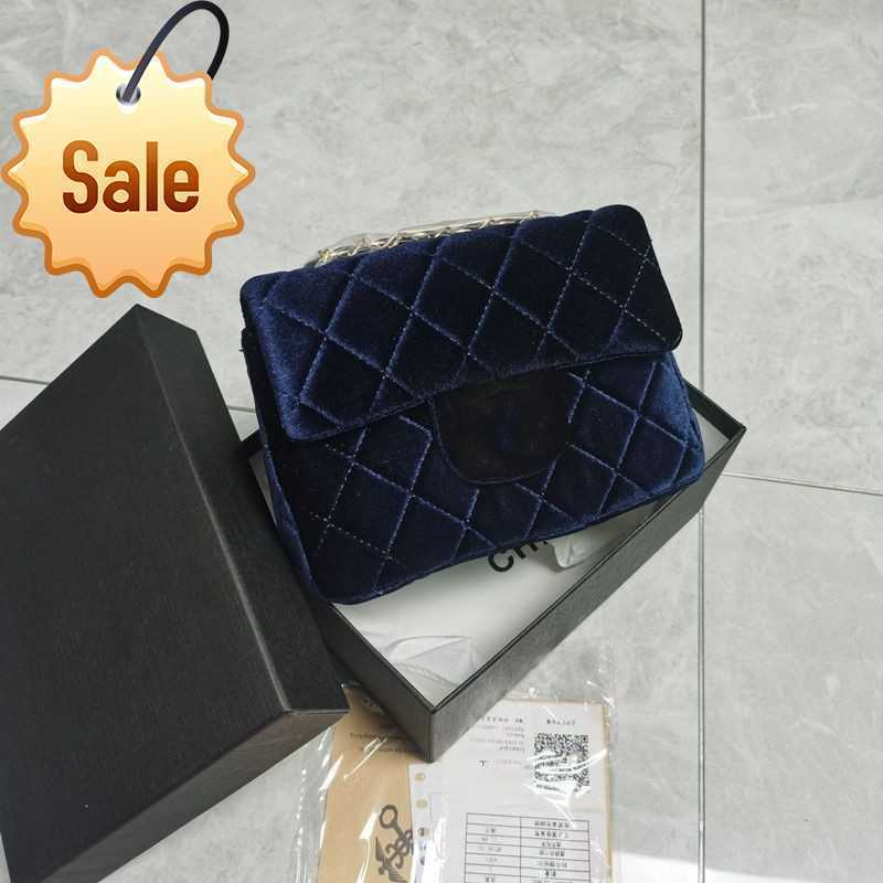 

Women's Brand Designers Shoulder Bags 2023 New Small Incense Square Fat Crystal Velvet Shoulders Bag Diamond Lattice Portable Cross-body Bag Factory Direct Sales, Dark green