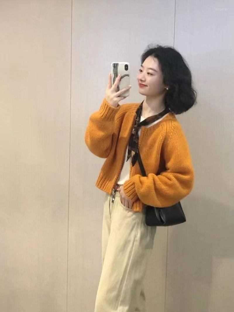 

Women' Knits 2022 Autumn And Winter Light Luxury Fashion Retro Women Short Sweater All-match Boutique Clothing Simple Style