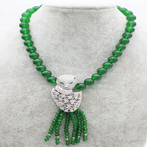 

Charming Jewellery green jade round 10mm 4mm necklace 19inch