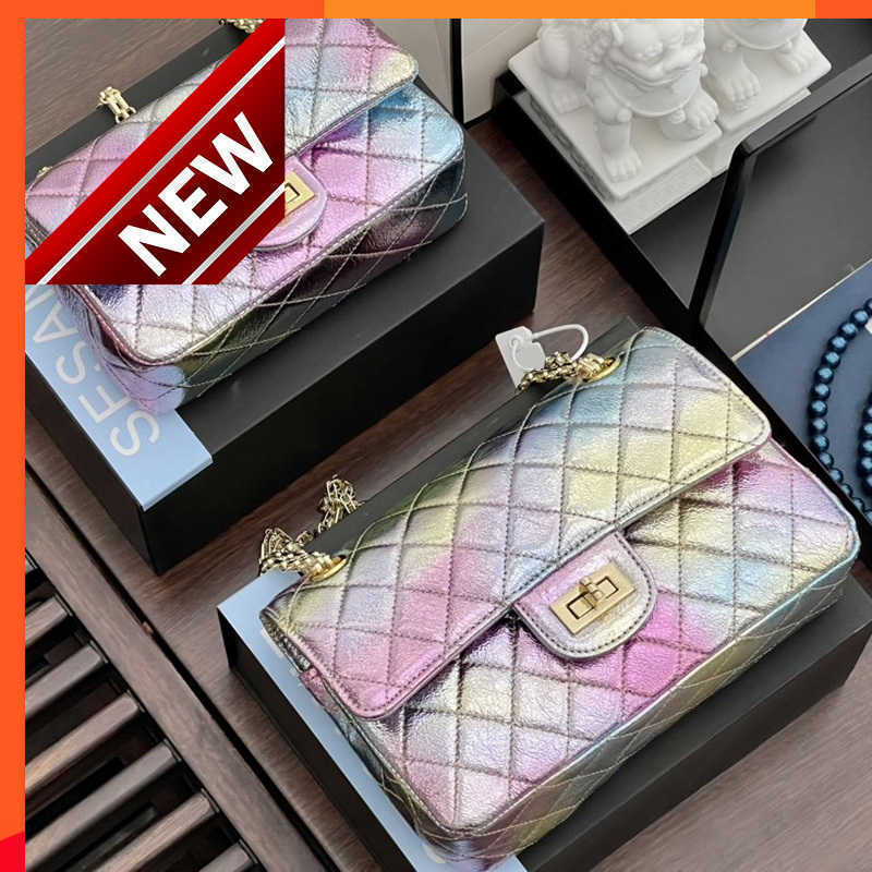 

Brand Designers Shoulder Bags Women's Stylish Mini Clamshell Dyed Rainbow Gradient Leather Envelope Bag Portable Versatile Crossbody Bag Factory direct sales, 20cm