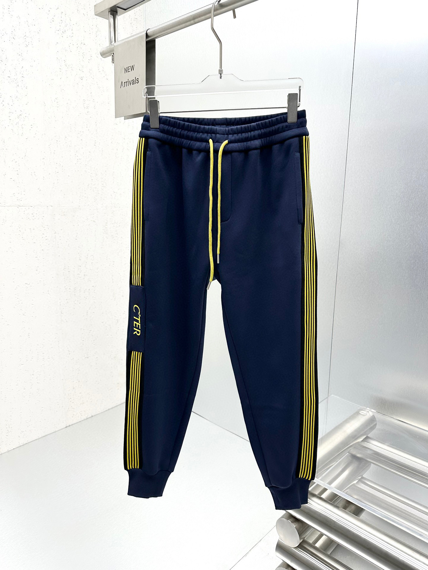 

Winter cashmere Haren pants luxury designer mens and womens sweatpants small icon black stretch waist pants, 60
