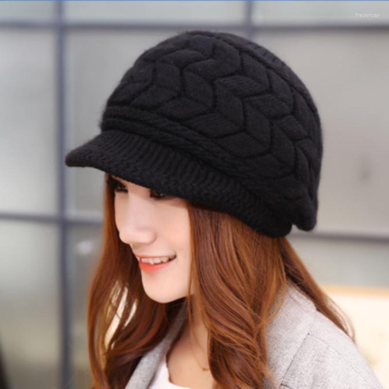 

Berets Japanese Korean Women's Autumn Winter Knitted Peaked Caps Hair Hat Thickened Double Layer Warm Ear Protection