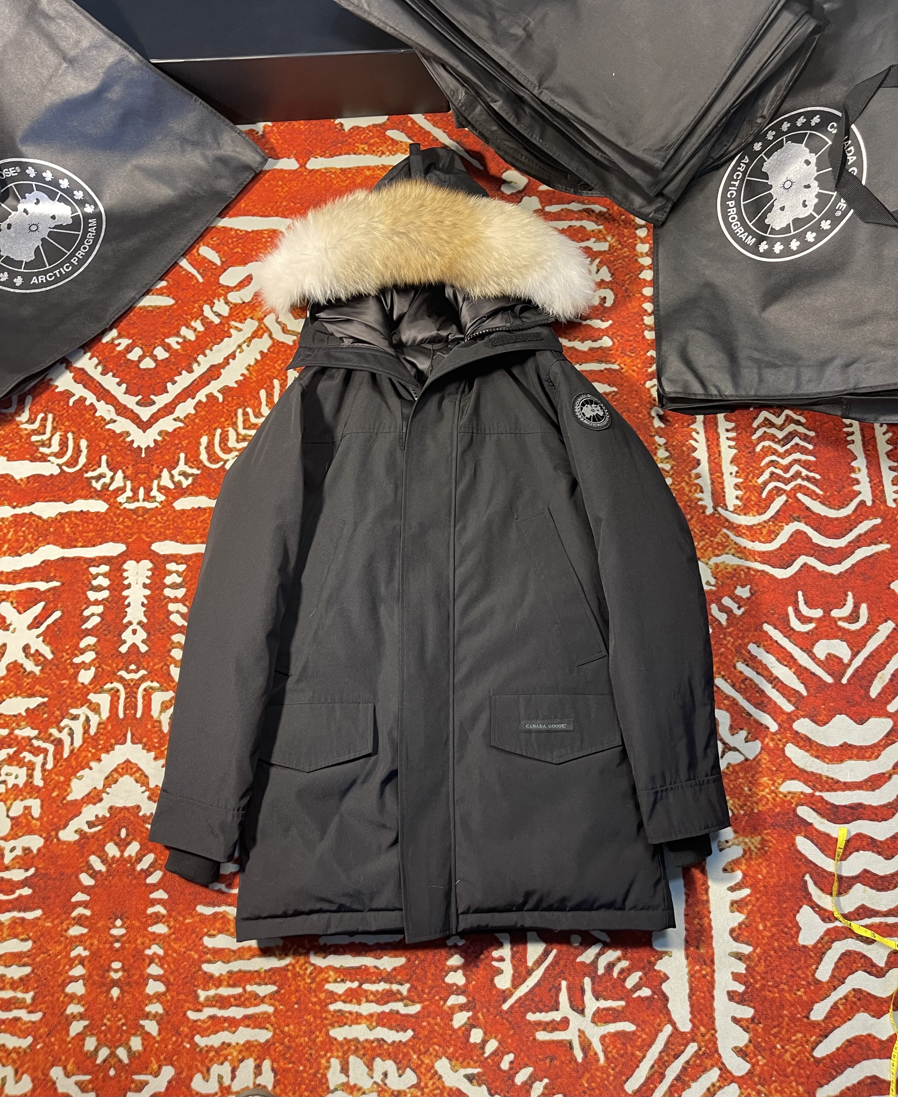 Grande taille de vêtements pour hommes de la taille des hommes extérieurs étanche pure eiderdown rempli de veste de cheveux de loup réel