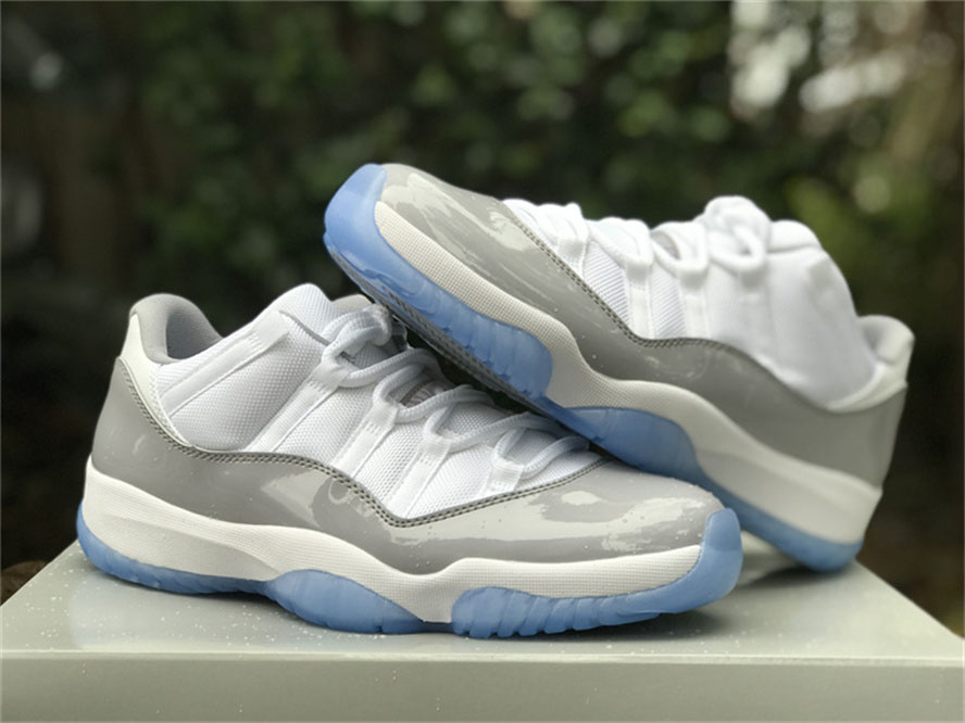 

Shoes Outdoor Shoes&Sandals Authentic 11 Low Cement Grey Patent Leather White 11s Silver Real Carbon Fiber Men Sports Outdoor Sneakers Original AV2187-140
