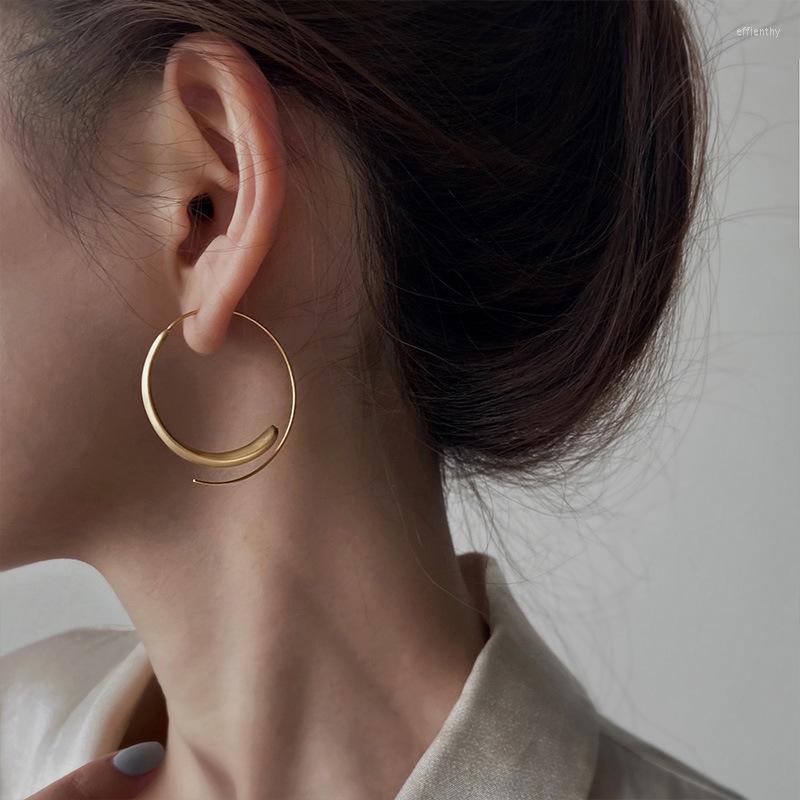 

Hoop Earrings Gold Color Trend HipHop Circle Earring For Women Girls Party Wedding Korean Style Fashion Jewelry Eh697