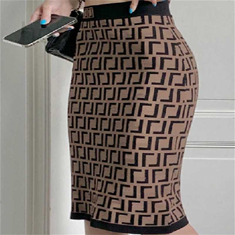 

Skirts designer Womens knit Dresses Skirt Elegant Chain Letter Party Dress Women' Fashion Half-length Solid Color Knit Step Package Hip Short Size -XL N307, Brown