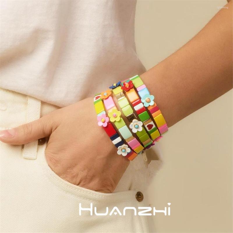

Strand HUANZHI 2022 Boho Colorful Enamel Square Alloy Beaded Small Flower Metal Bracelet For Women Girls Jewelry Gifts