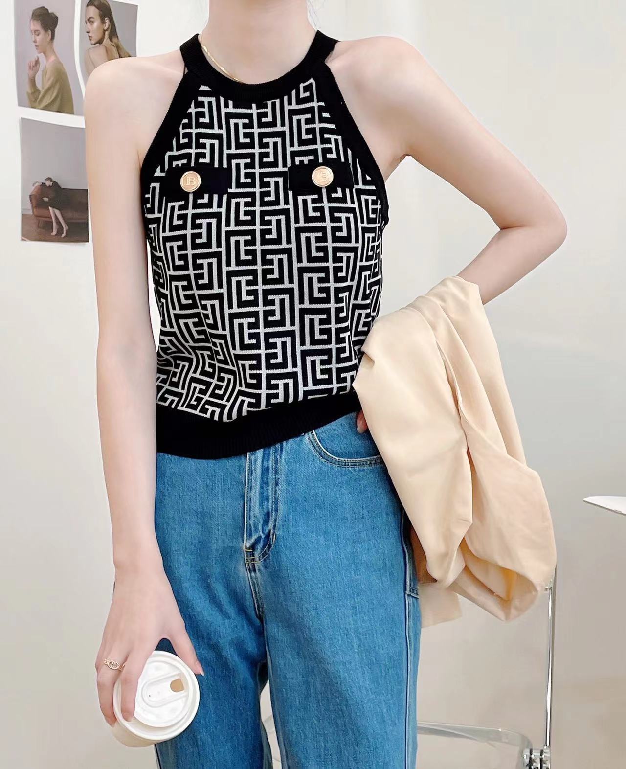 

Women's T-Shirt Women's Knits & Tees Designer Hollow Out Long Sleeves Fashion Pullover Letter Embossed Print Taqnks White Top Vests knitting Tops Female Clothes