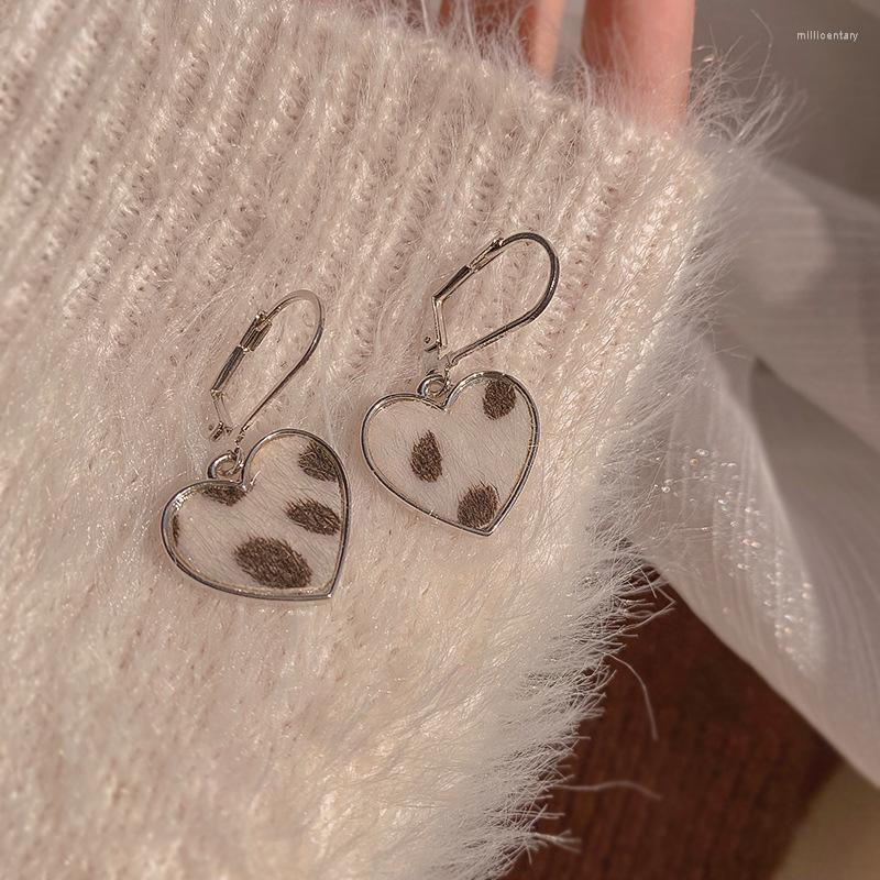 

Hoop Earrings Colorful L French Style Leopard Print Heart Temperament For Women Friends Accessorie Fashion Jewelry Gifts