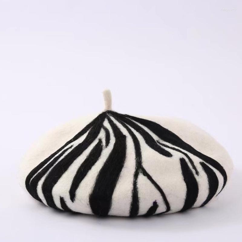 

Berets Retro Black White Striped Beret Painter Hat All-match Sboy Octagonal For Halloween Xmas Thanksgiving Year