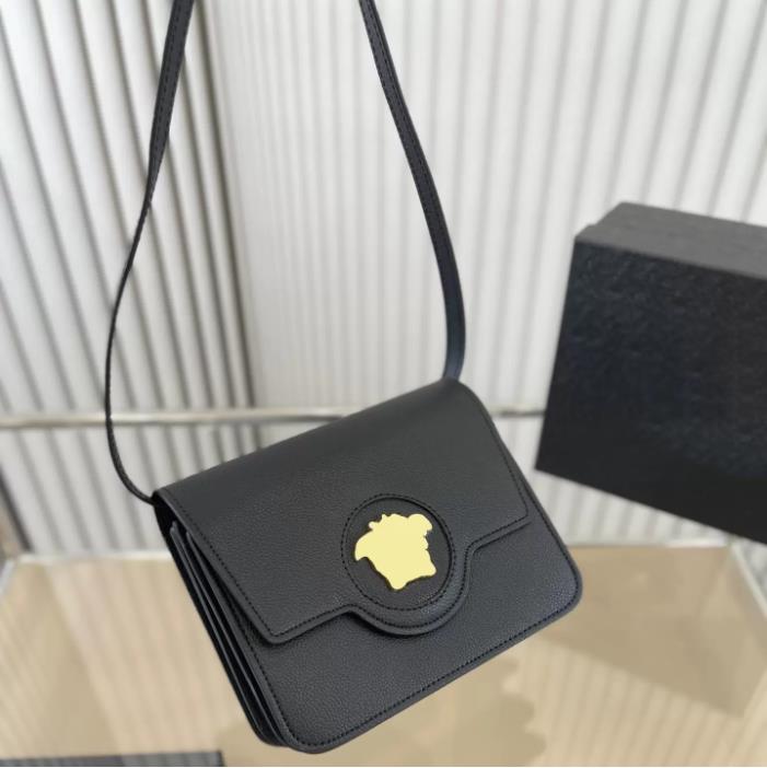 

Designers Bags Womens Shoulder Bag Luxurys Leather Handbag Letters Mens Wallet Purse Medusa Crossbody Bag With Box, Grey