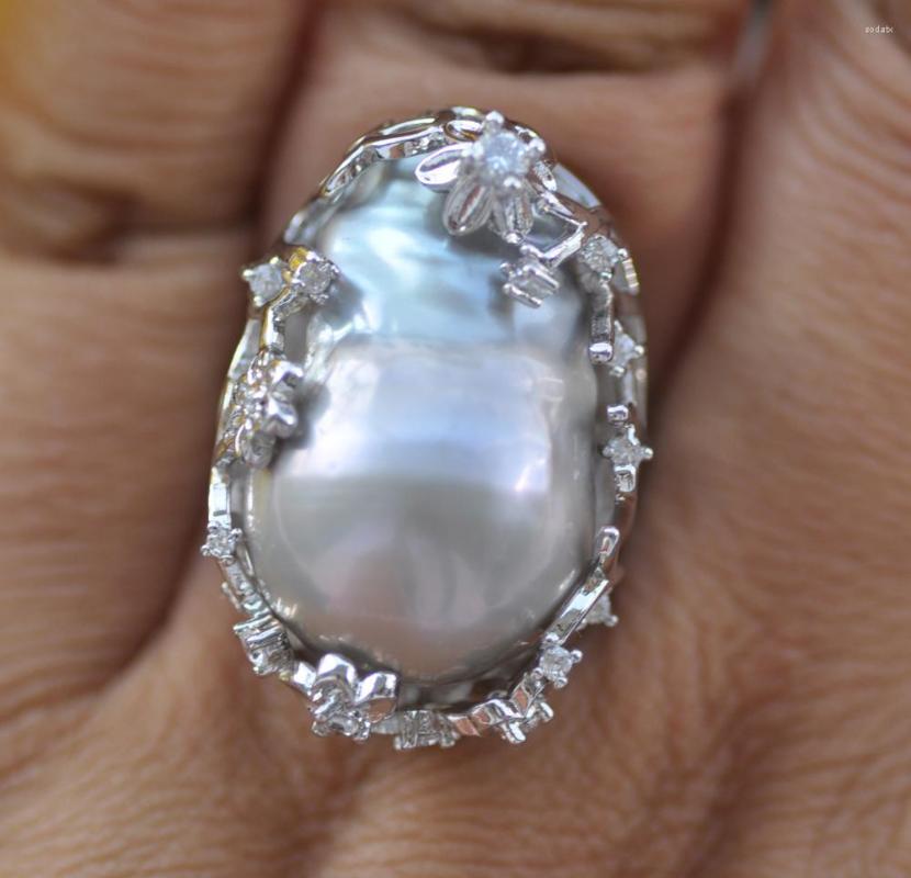 

Cluster Rings Z10740 Big 26mm Gray Baroque Keshi Pearl Ring CZ