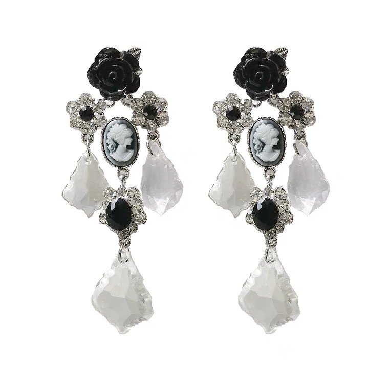 

2022 New Hoop Niche Design Fashion Retro French Girl Natural Balok Pearl American 14K Bag Gold Elegant French Earrings