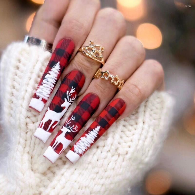 

False Nails 24pcs Christmas Design Nail Patches Scottish Deer Fake Long Coffin Press On Wearable Snow Artificial Glue, 108