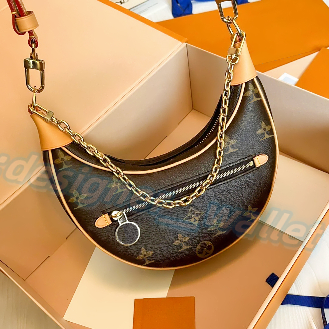 

Designers Luxurys fashion LOOP M81098 half moon peas Shoulder Bag clutch latest handbag Women's men Metal chain tote crossbody travel pochette strap city famous bags, Mon0gram